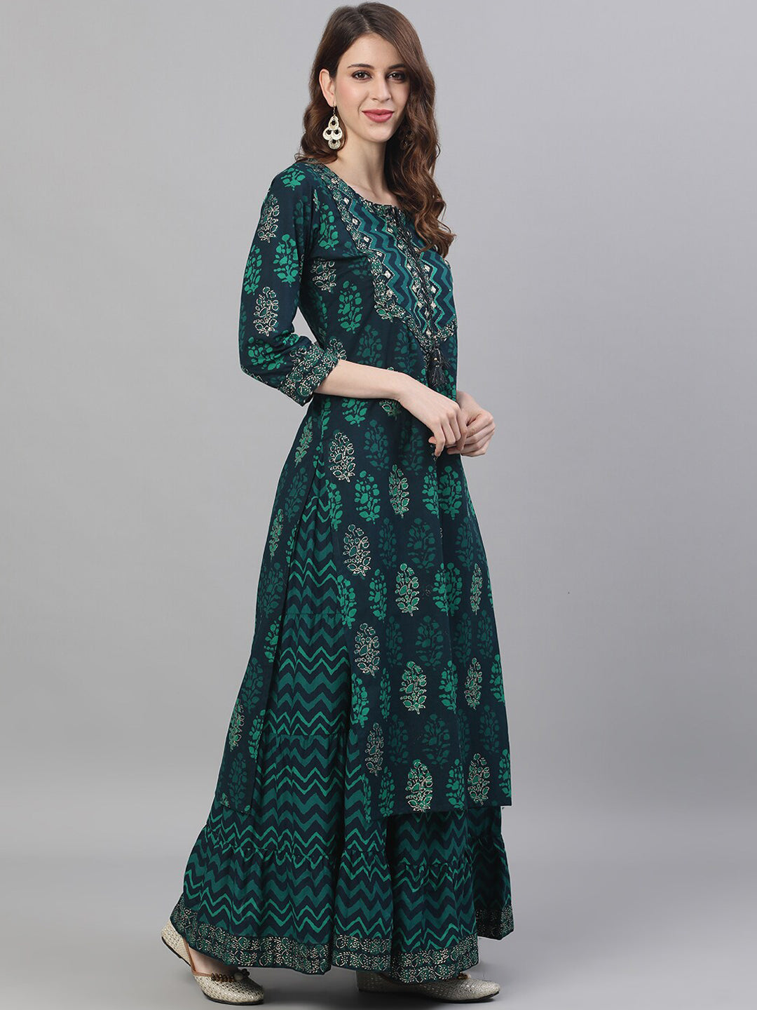 Ishin Women Navy Blue Printed Kurta with Skirt | Swadesiicart