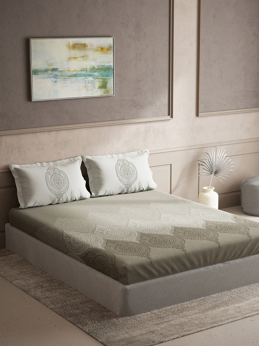 DDecor Grey & White Ethnic Motifs Cotton 140 TC Queen Bedsheet With 2 Pillow Covers - Swadesiicart