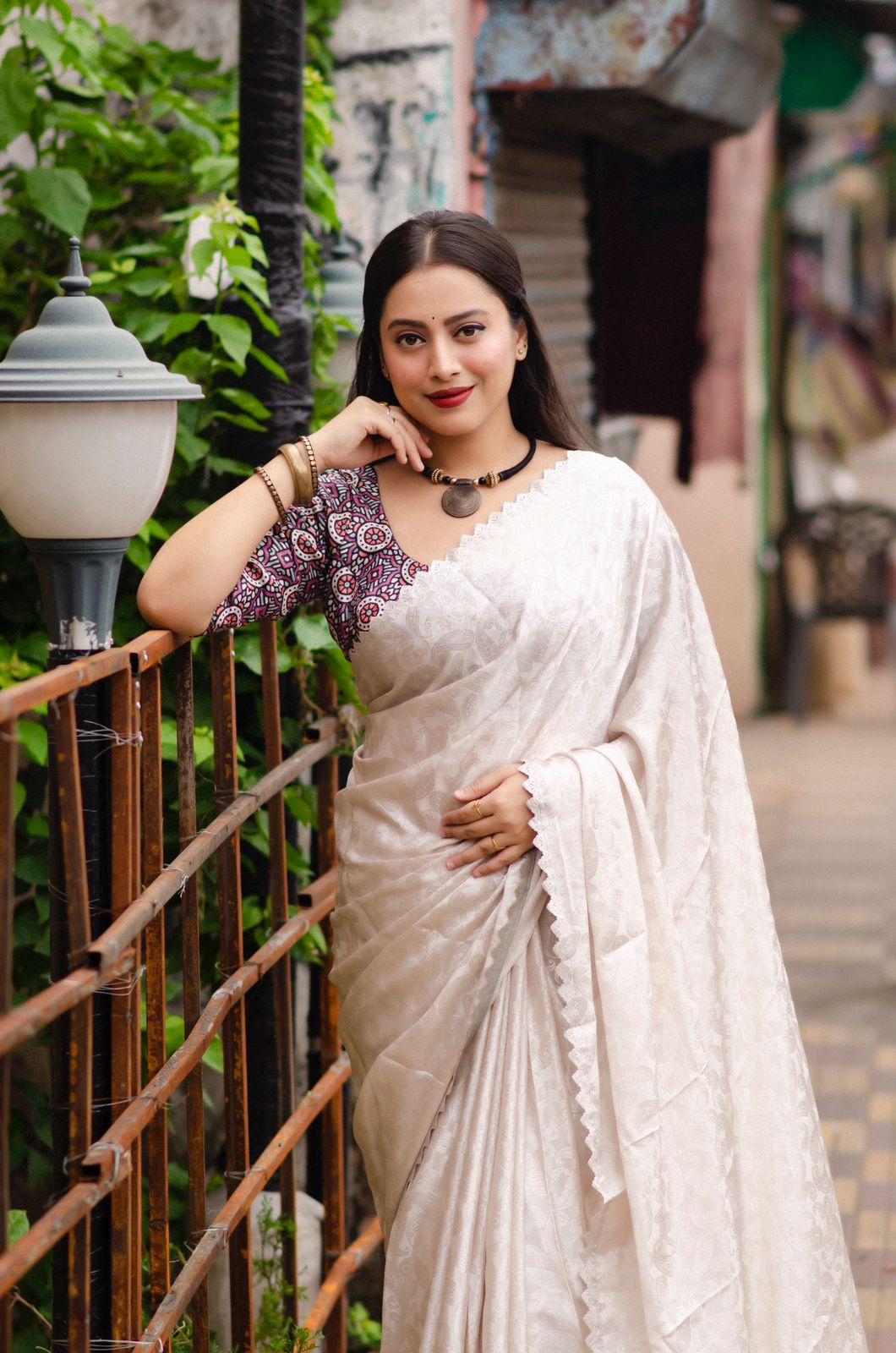 Grey Poly Silk Ethnic Motifs Saree with Unstitched Blouse - Hiral Fashion | Swadesiicart