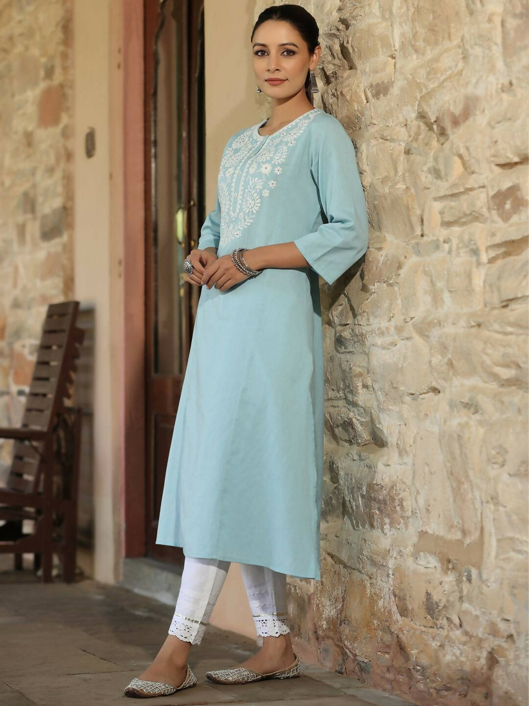 Juniper Women's Blue Cotton Flex Embroidered Straight Kurta | Swadesiicart