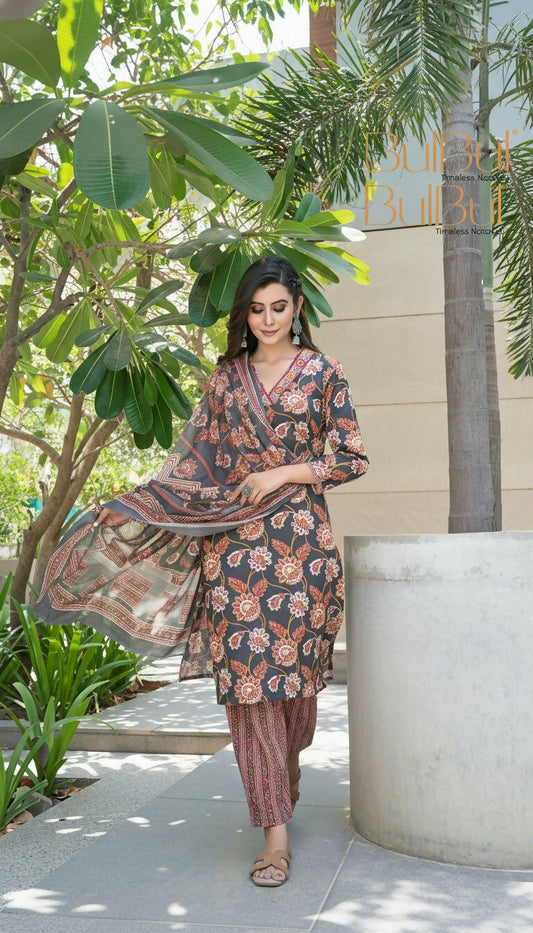 BulBul Fashionista Santoon Black Kurta Set with Dupatta - Swadesiicart