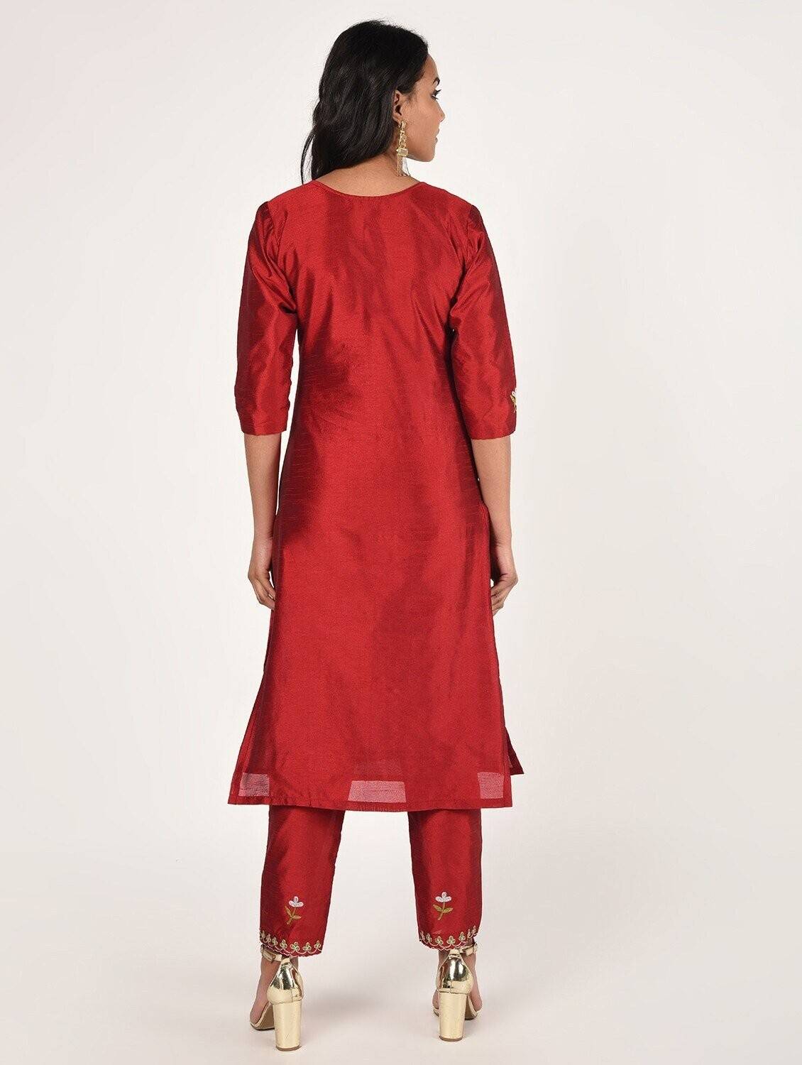 Cheera Women's Beautiful Hand Embroidered Motif All-Over Straight Silk Kurta Set (CH069K) - Swadesiicart
