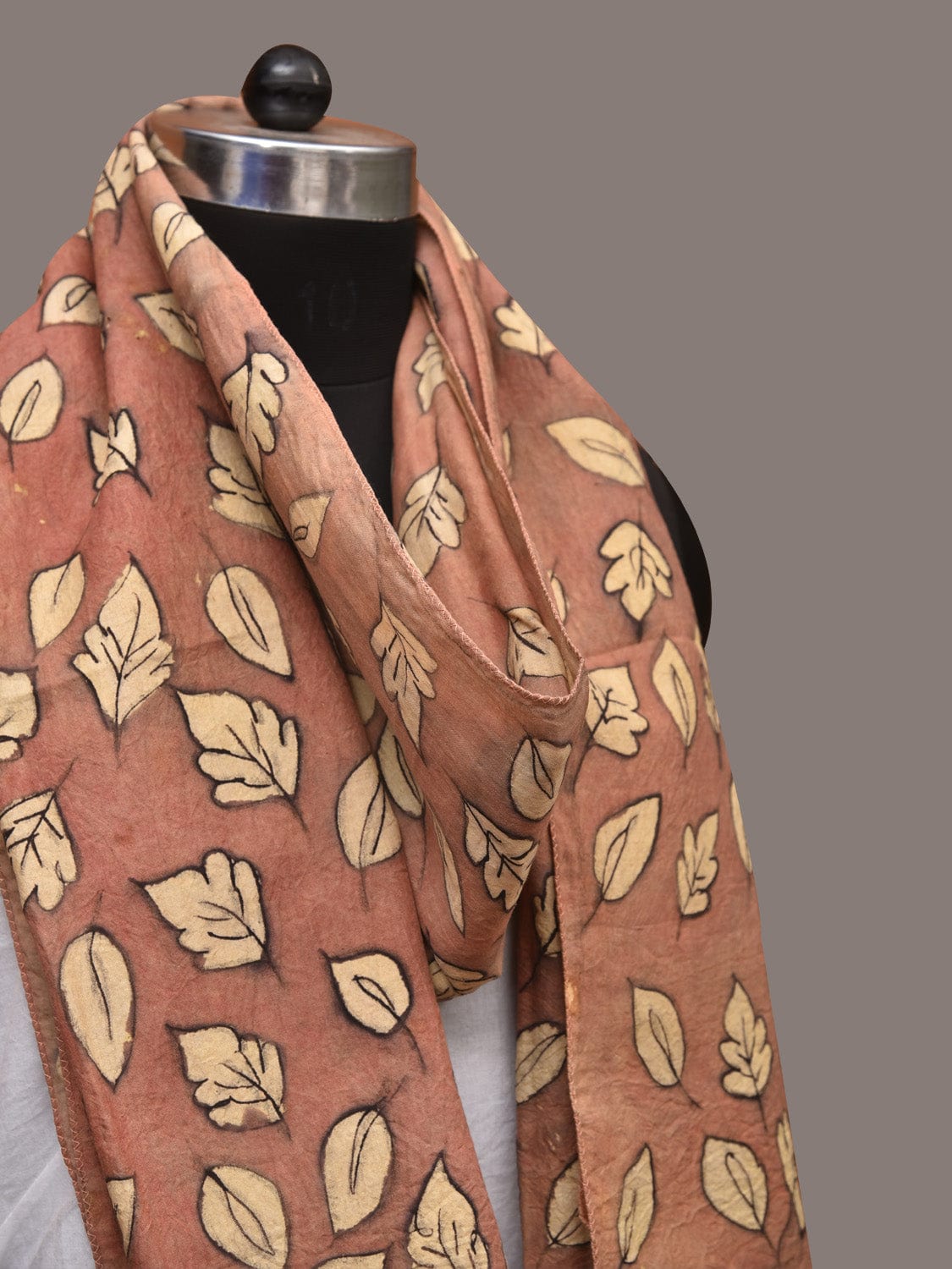 Fawn Kalamkari Hand Painted Sico Stole with Leaves Design - Global Threads | Swadesiicart