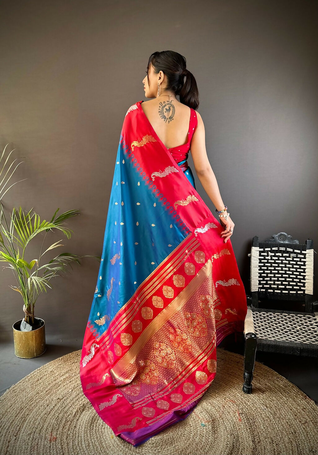 Joban Fashion Red Peacock,Butti Banarasi Silk Sarees | Swadesiicart