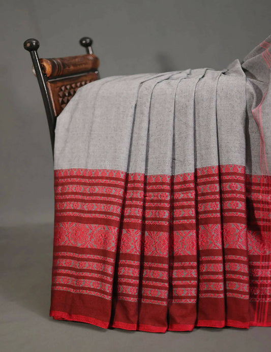 Green Colored Contrast Thread Pure Khadi Cotton Saree By Gayathri Reddy Designer Studio | Swadesiicart