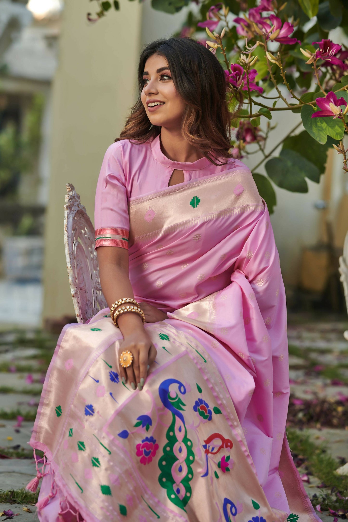 Vishnu Weaves Women's Baby Pink Banarasi Silk Zari Woven Paithani Saree with Unstitched Blouse - Swadesiicart
