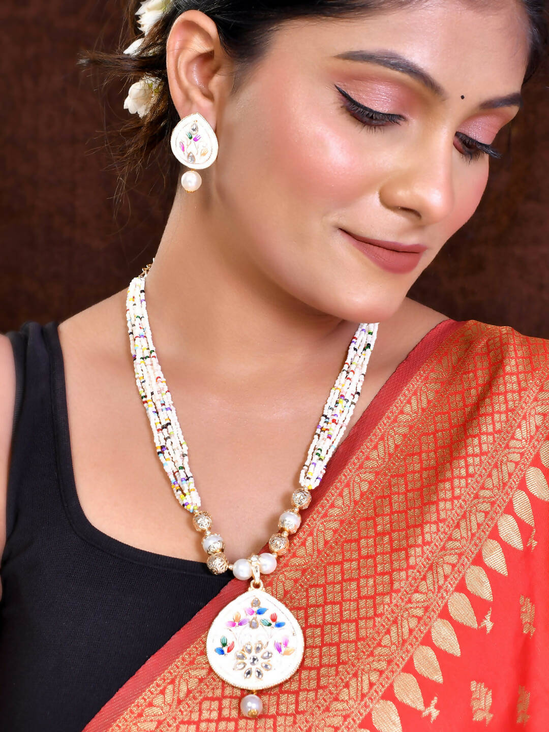 VOJ Women White Color stainless steel Jewellery Set - Swadesiicart