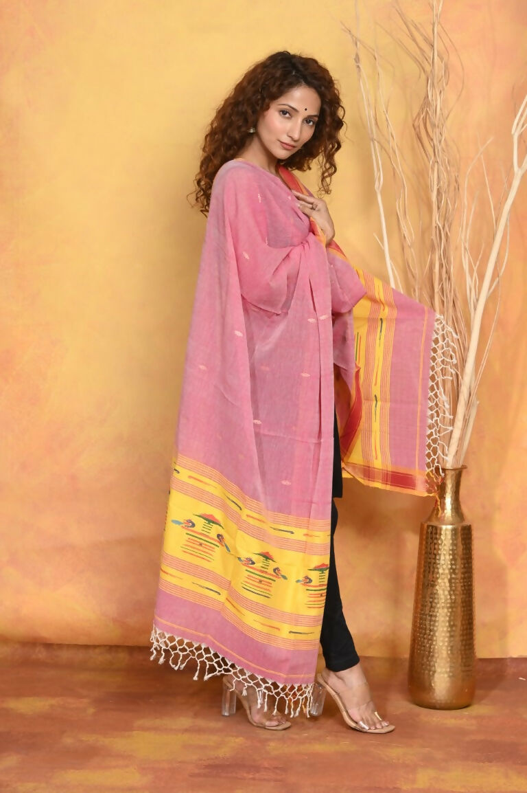 Very Much Indian Handloom Pure Cotton Paithani Dupatta Pink | Swadesiicart