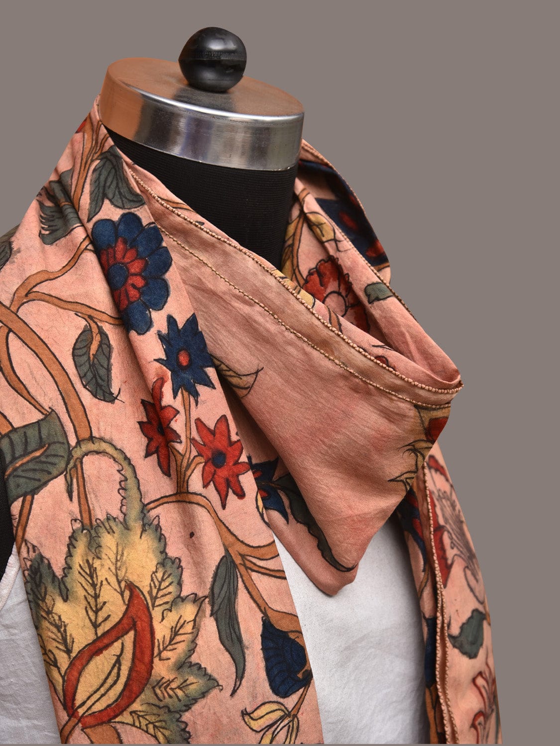 Light Peach Kalamkari Hand Painted Sico Stole with Tree of Life Design - Global Threads | Swadesiicart