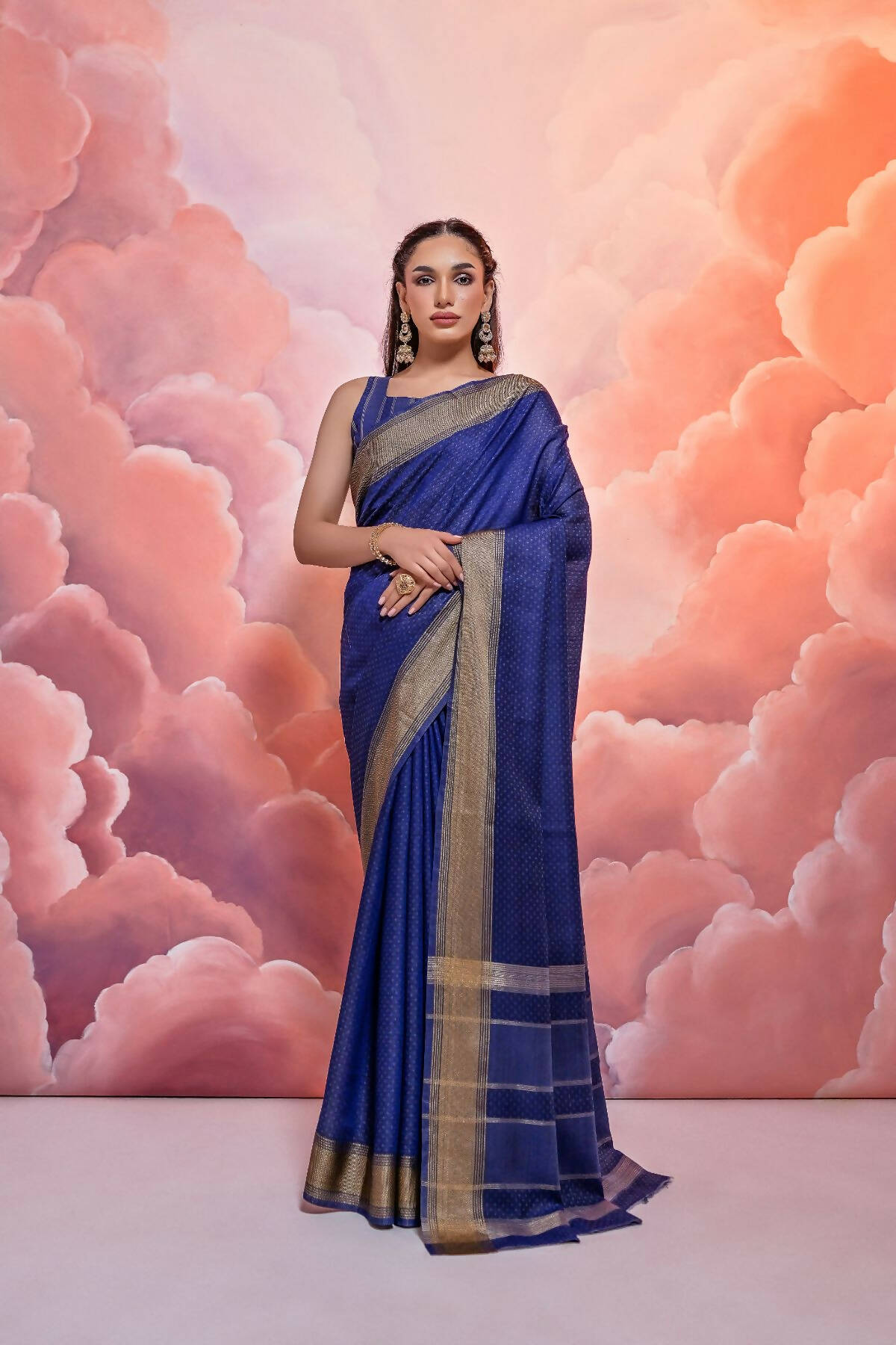 Vishnu Weaves Women's Blue Cotton Self Weaving Saree with Blouse - Swadesiicart