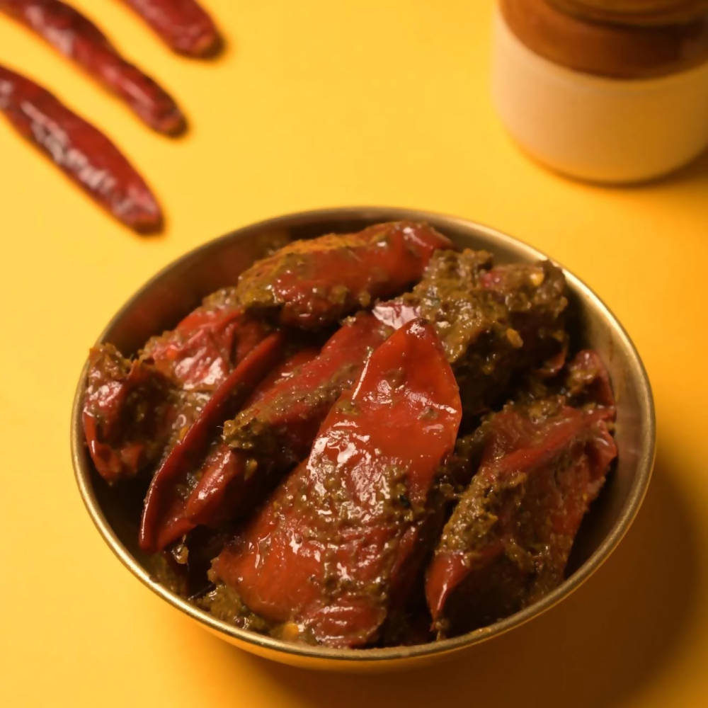 The State Plate Banarasi Stuffed Red Chilli Pickle - Swadesiicart