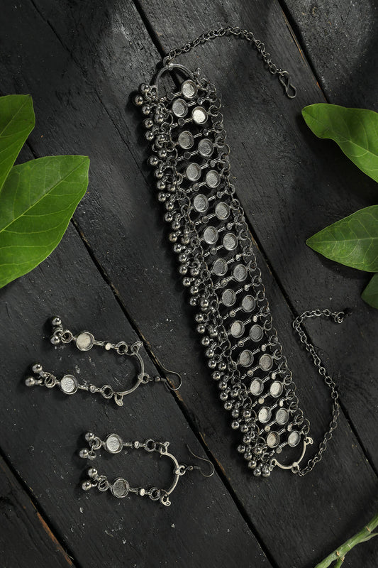 Mominos Fashion Johar Kamal Black-Plated Brass Finish Choker For Women | Swadesiicart