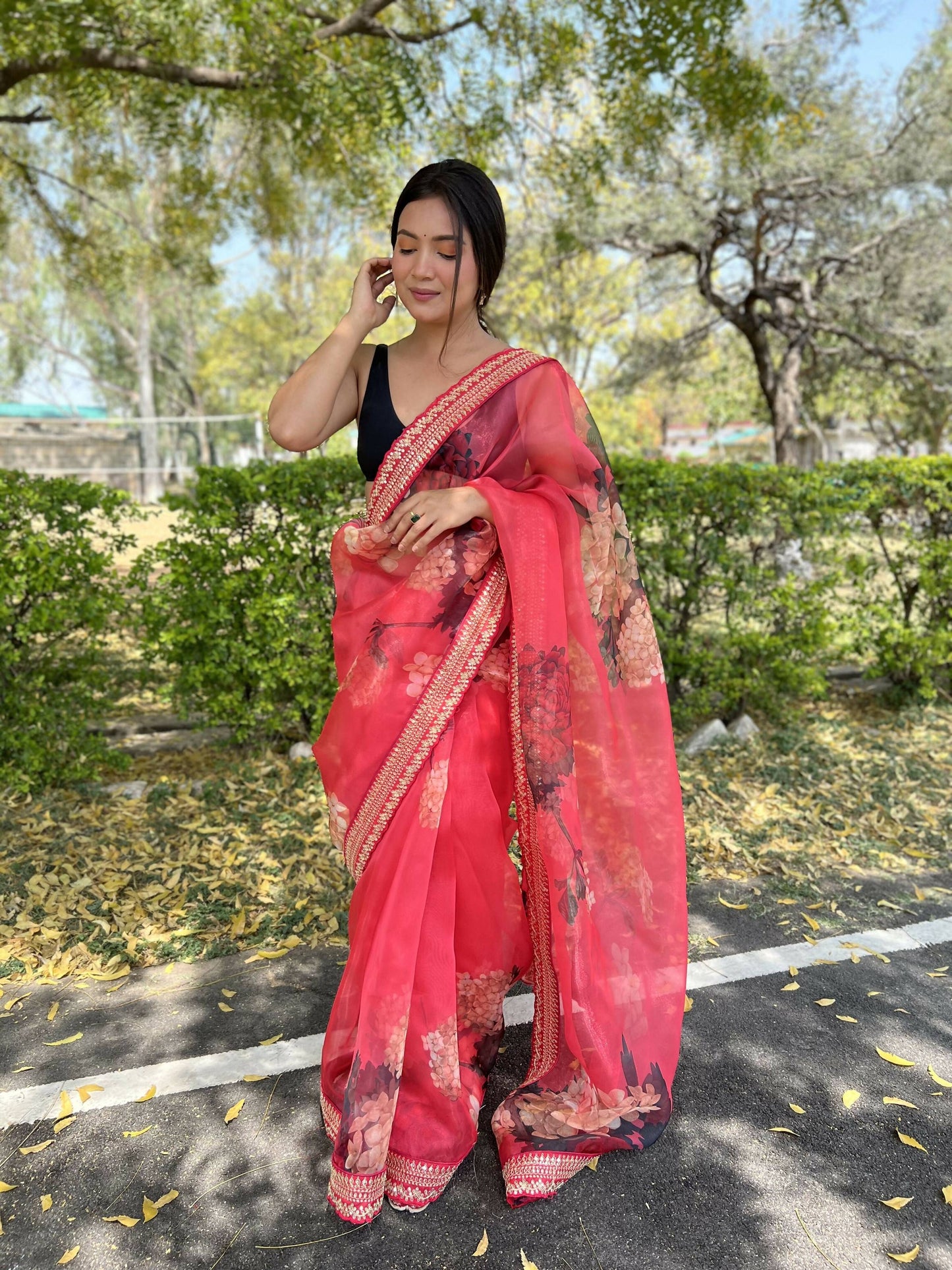 Vamsee Kali Patti Red Organza Saree - Swadesiicart
