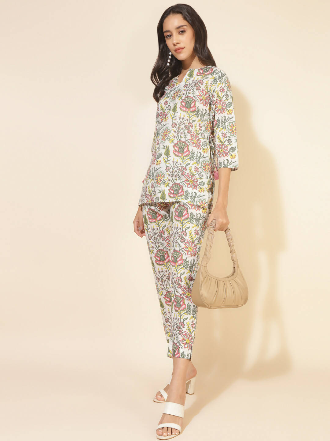 Janasya Women's White Cotton Printed Casual Regular Co-ords - Swadesiicart