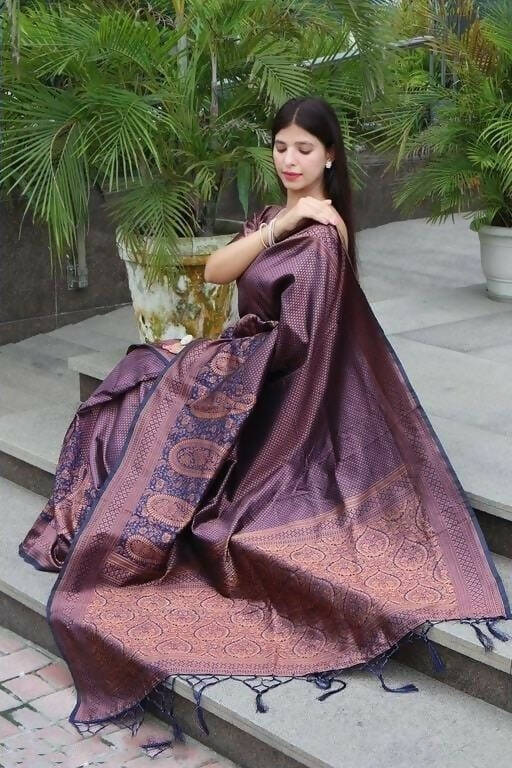 DEIANA'S Beautiful Designer Golden zari Soft Lichi Silk Saree - Purple - Swadesiicart