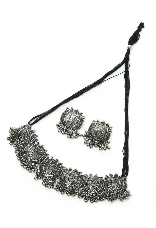 Mominos Fashion Johar Kamal Silver-Plated Brass Finish Lotus Design Choker For Women | Swadesiicart