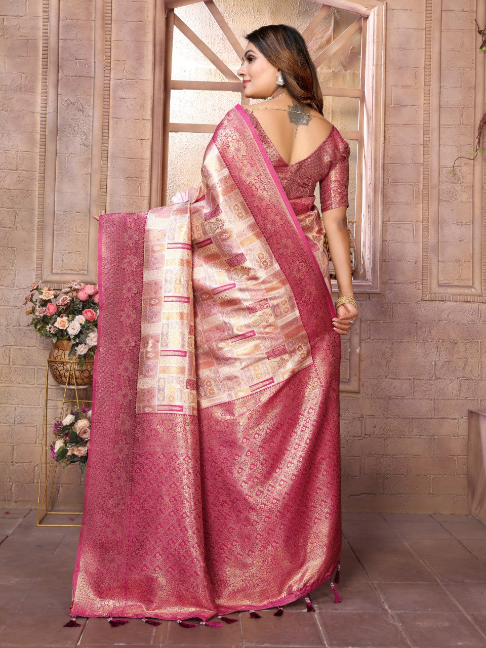 Anaita Pink Banarasi Chaturi Silk With Zari Weaving Saree With Blouse
