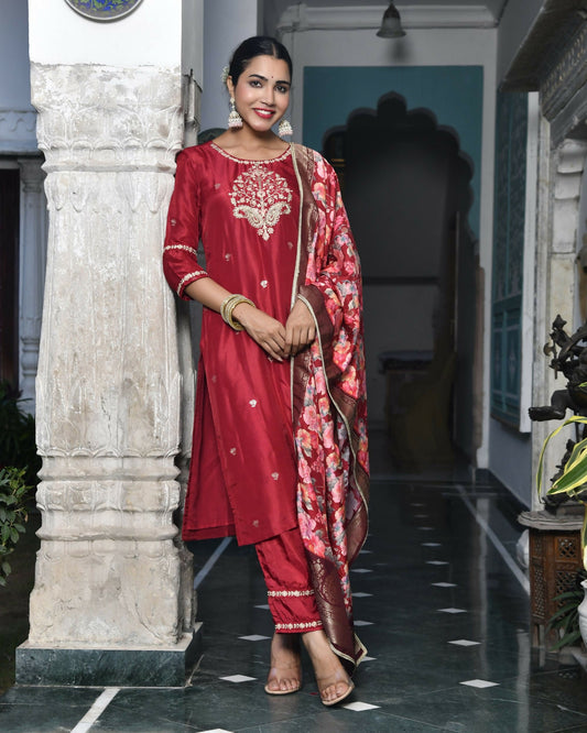 Vaasva Women's Silk Emboidered Solid Pant Set & Digital Printed Dupatta | Swadesiicart