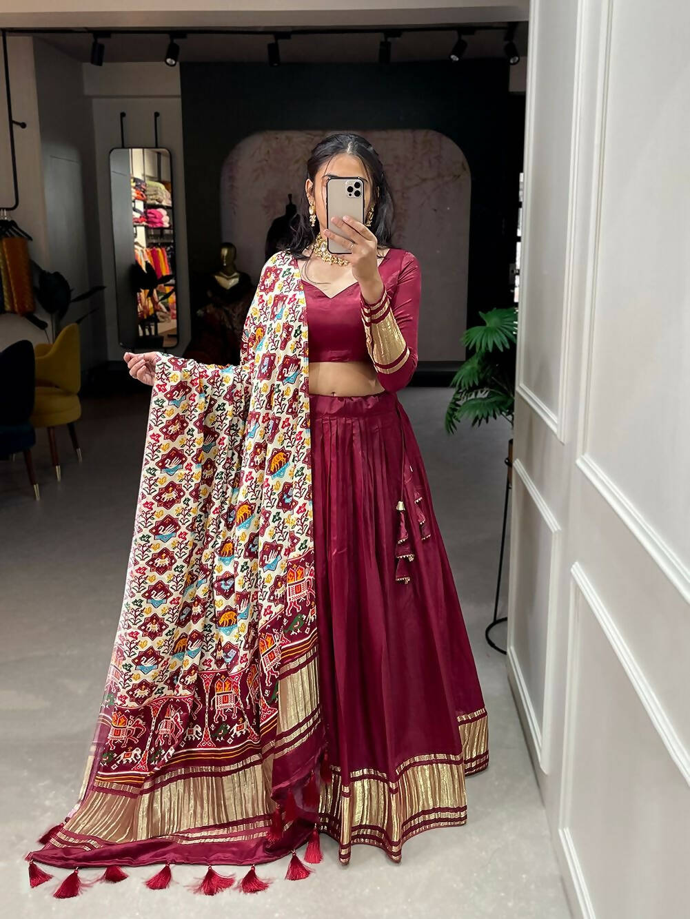 DEIANA'S Beautiful Pure Gaji Silk Weaving Lehengha Choli - Maroon | Swadesiicart