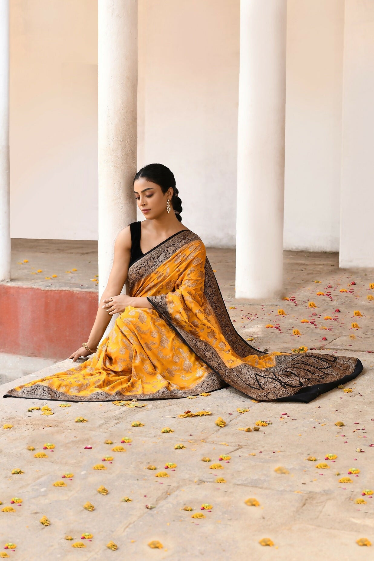 Joban Fashion Yellow Crepe Chiffon Pure Handloom Banarasi Silk Saree | Swadesiicart