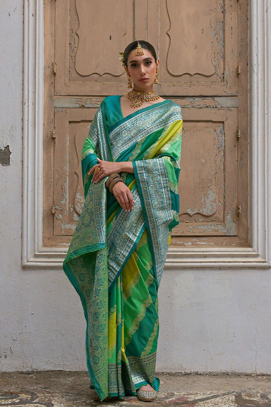 Vishnu Weaves Women's Green Banarasi Silk Zari Woven Saree with Blouse - Swadesiicart