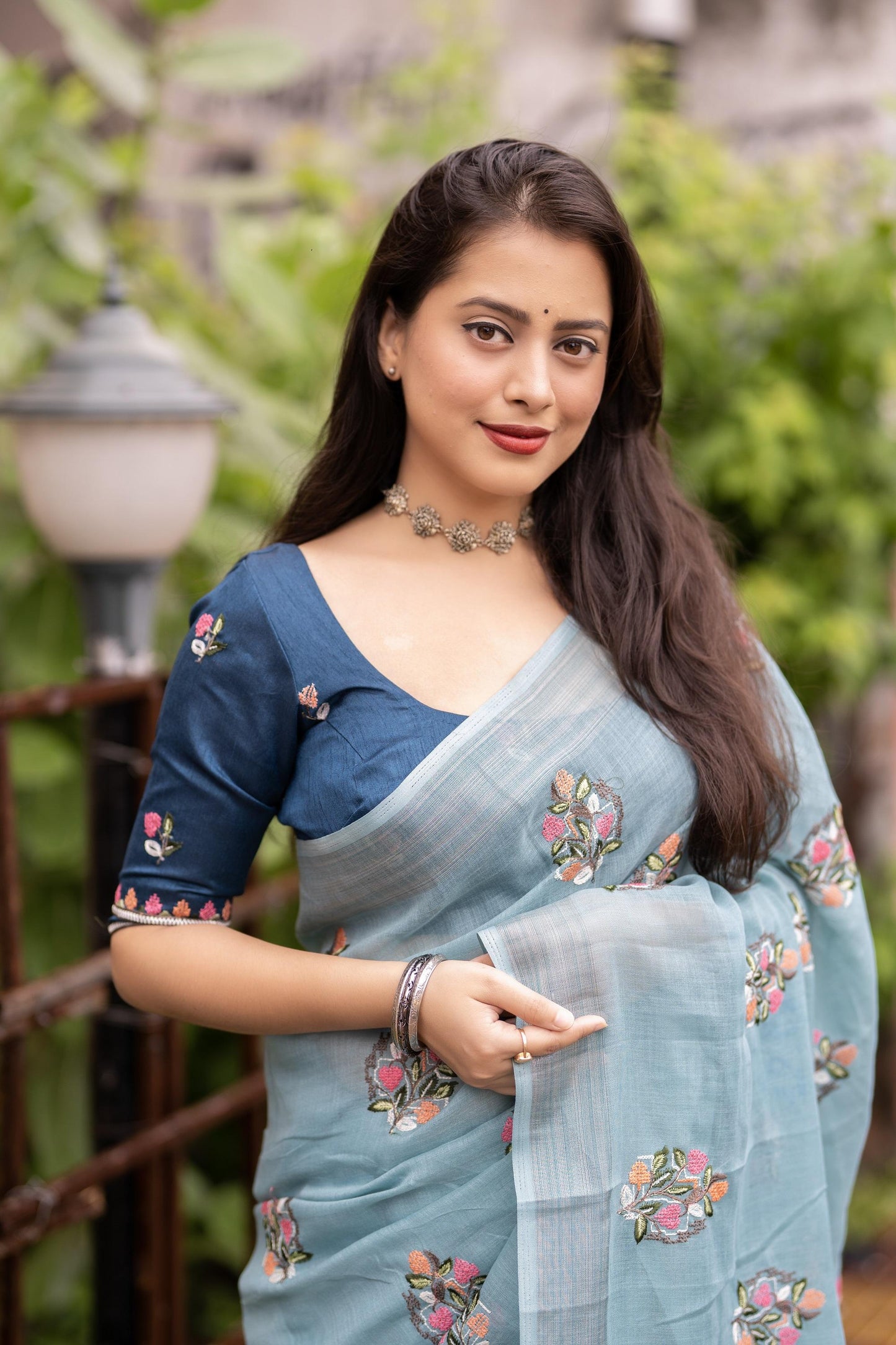Sky Pure Linen Ethnic Motifs Saree with Unstitched Blouse - Hiral Fashion | Swadesiicart