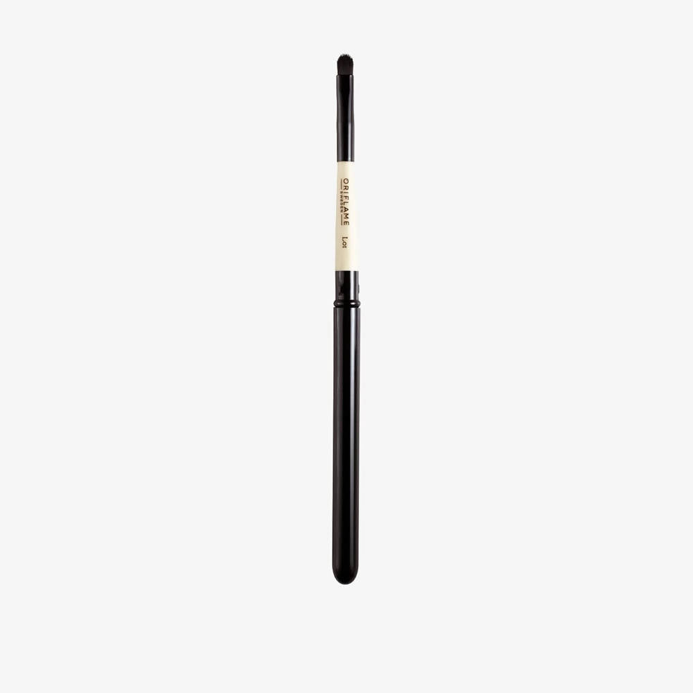 Oriflame Precision Lip Brush - Swadesiicart