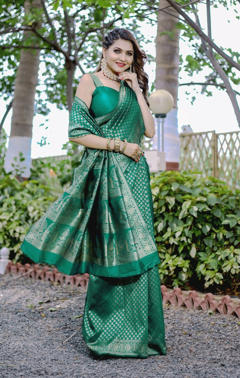 Partywear Designer Green Banarasi Silk Fancy Saree - Starwalk | Swadesiicart