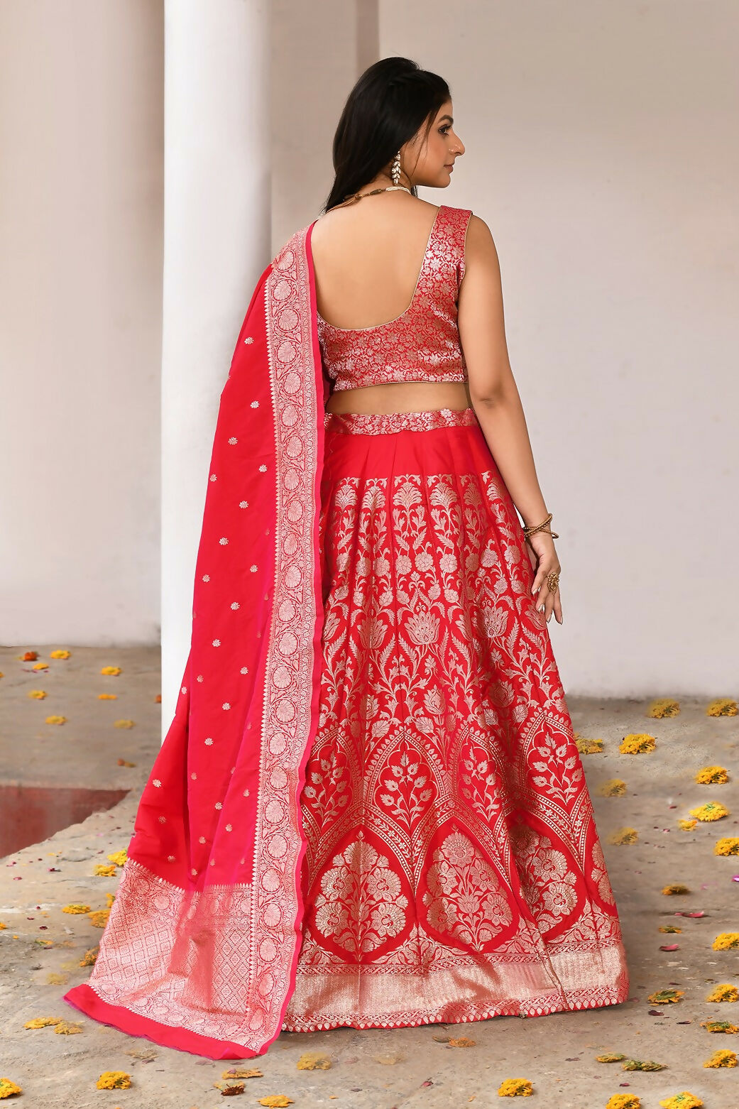 Joban Fashion Fuchsia Soft Pure Handloom Banarasi Silk Lehenga | Swadesiicart