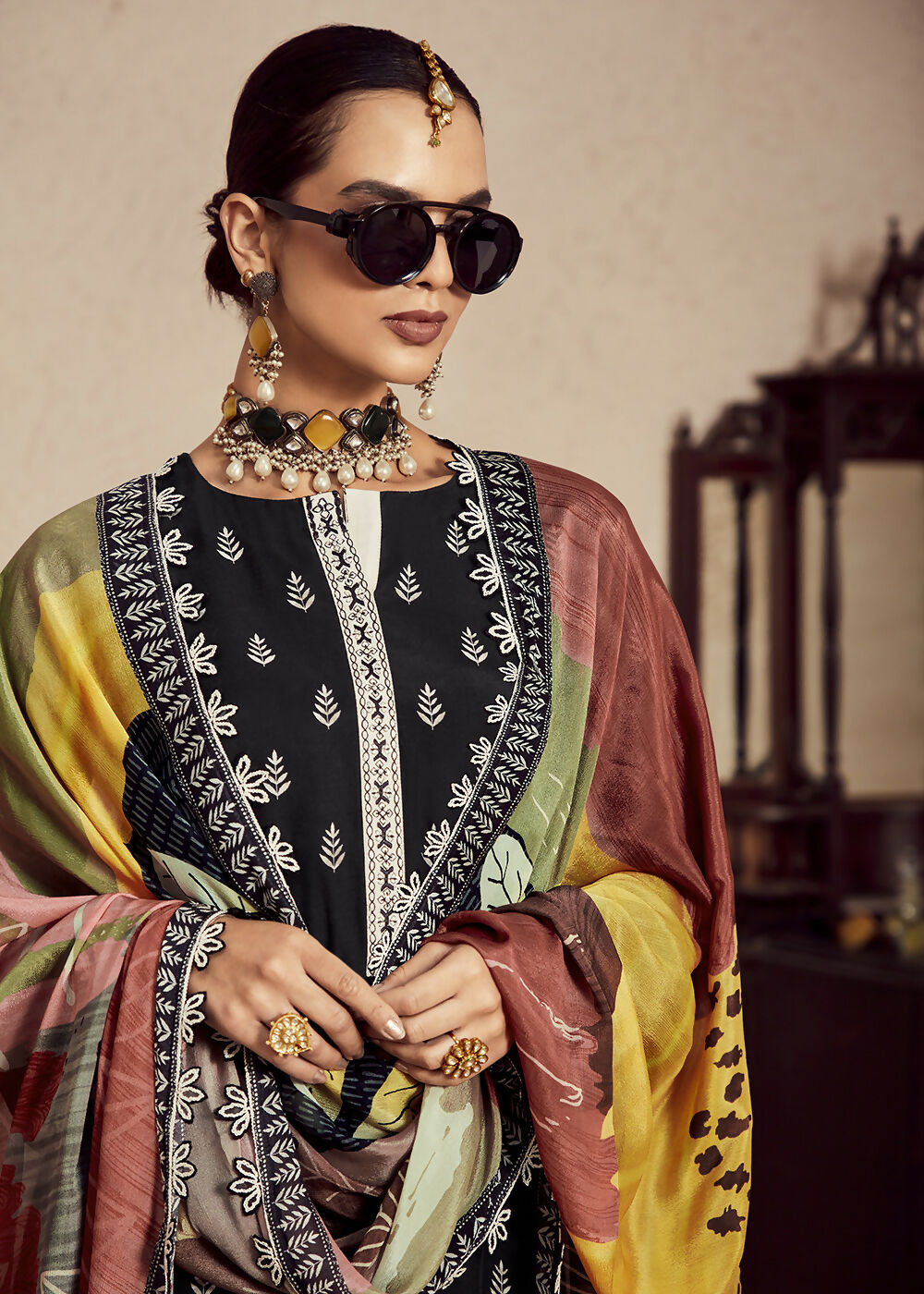 Muslin Cotton Black Digital Print & Embroidered Salwar Suit - Emponline | Swadesiicart