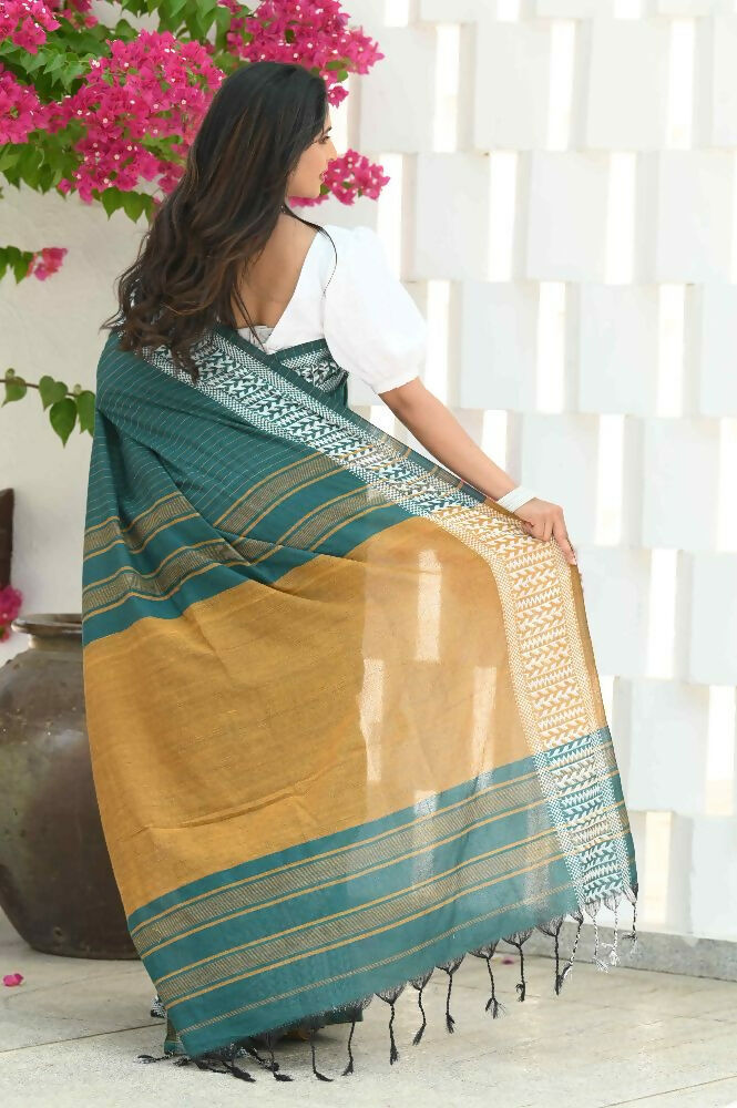 Beatitude Green Cotton Jacqaurd Border Tangail Handloom Saree