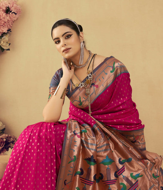 Vishnu Weaves Women's Rani Paithani Silk Saree with Blouse - Swadesiicart