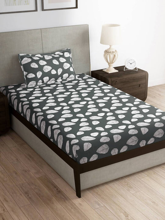 Story@home Arena Grey & White Floral Printed 180 TC Bedsheet & Pillow Covers