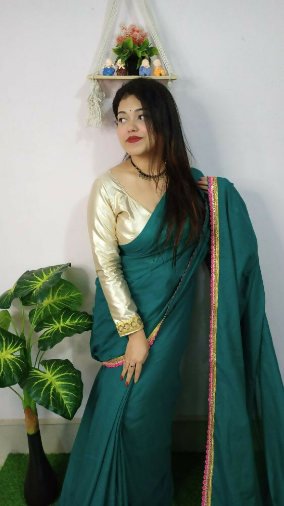 Exclusive Collection Beautiful Khadi Cotton Handloom Saree With Beautiful Zari Border - Green - Swadesiicart