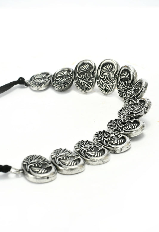 Mominos Fashion Johar Kamal Oxidised Silver-Plated Brass Finish Choker For Women | Swadesiicart