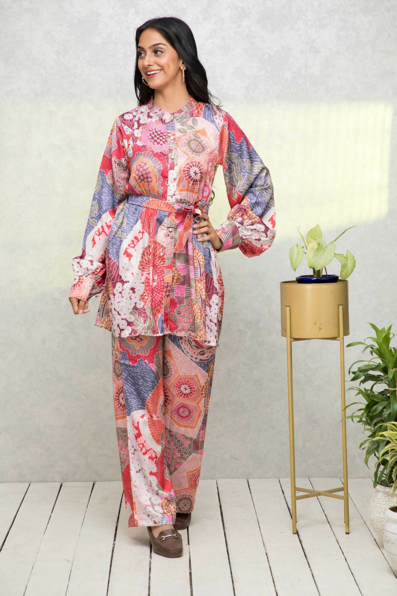 Myshka Women Multi Printed Bling & Sparkly Co-Ords - Swadesiicart