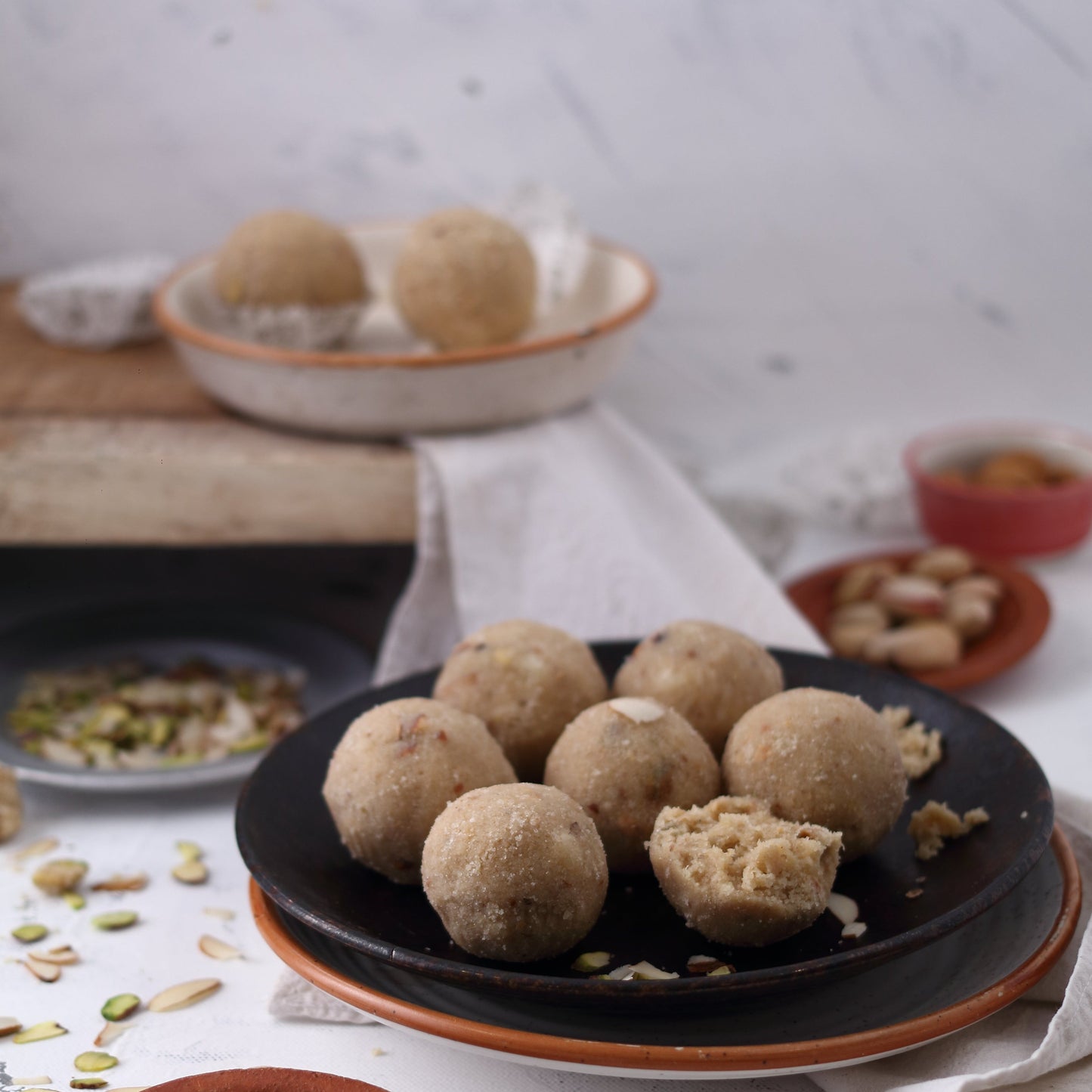Almond House Gound Laddu | Swadesiicart