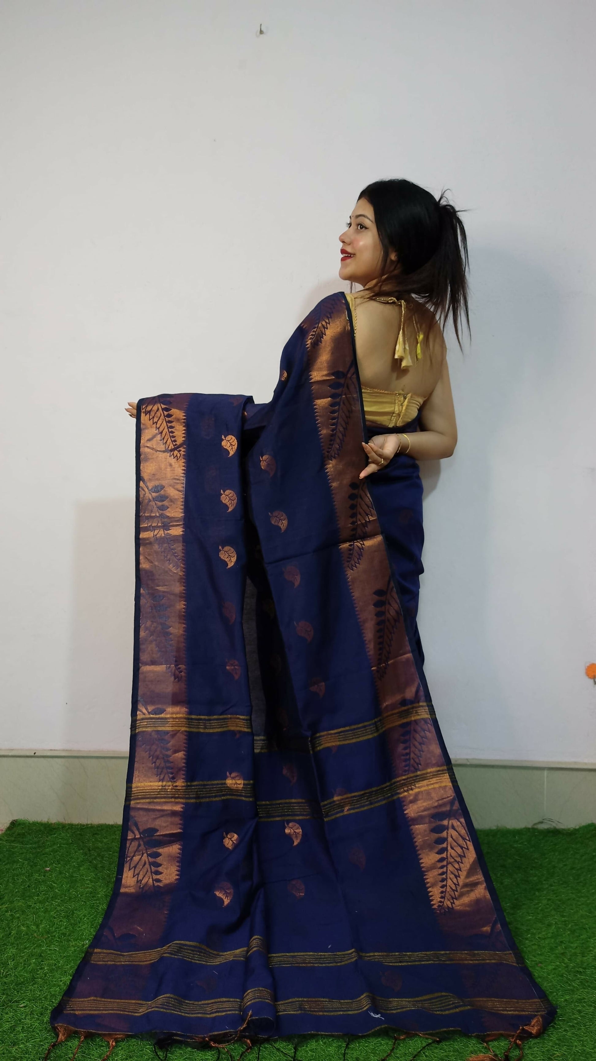 Exclusive Collection Beautiful Navy Blue Cotton Silk Woven Handloom Saree With Running Blouse Piece - Swadesiicart