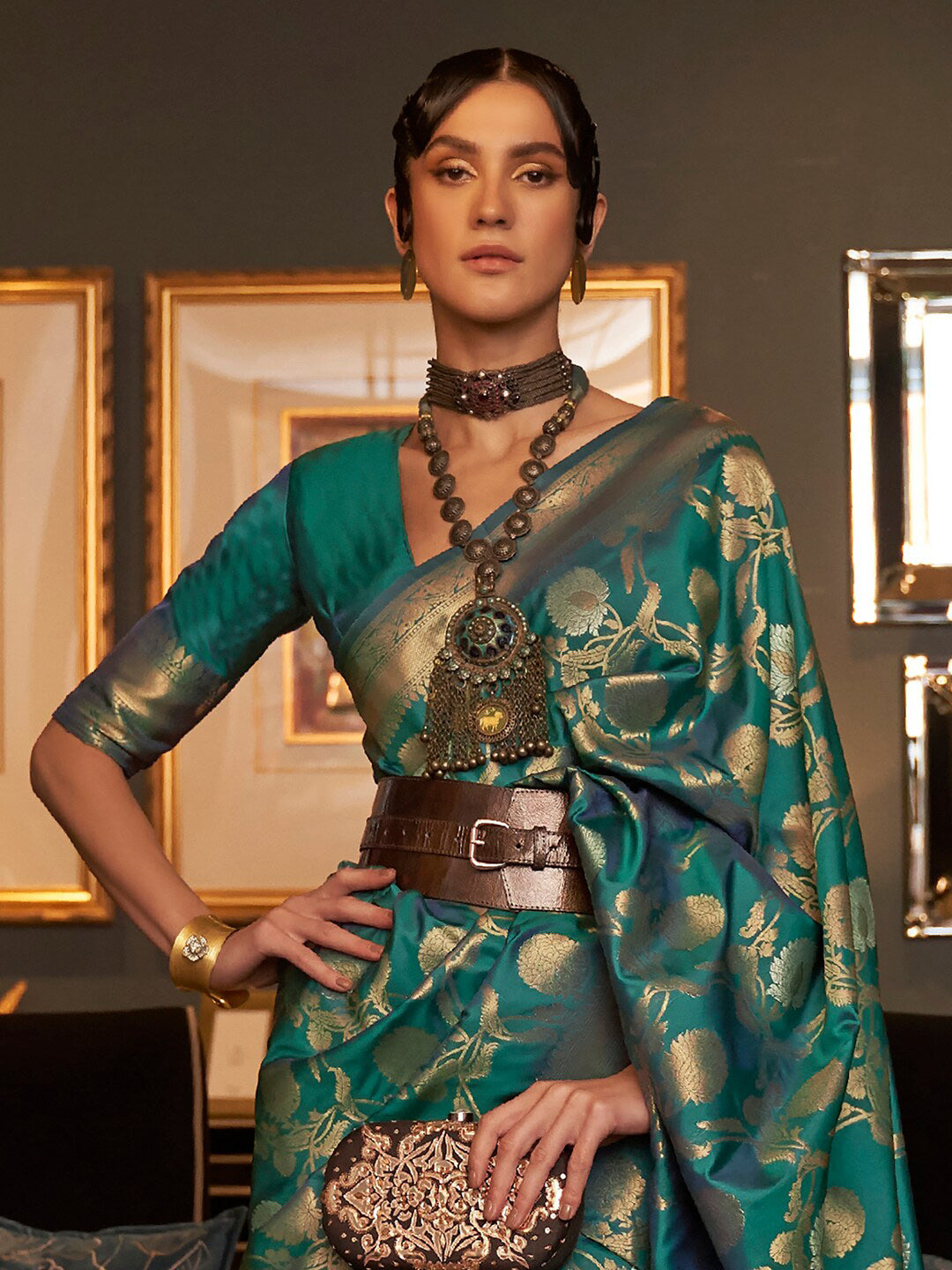 Mitera Teal & Gold-Toned Woven Design Zari Silk Blend Banarasi Saree | Swadesiicart