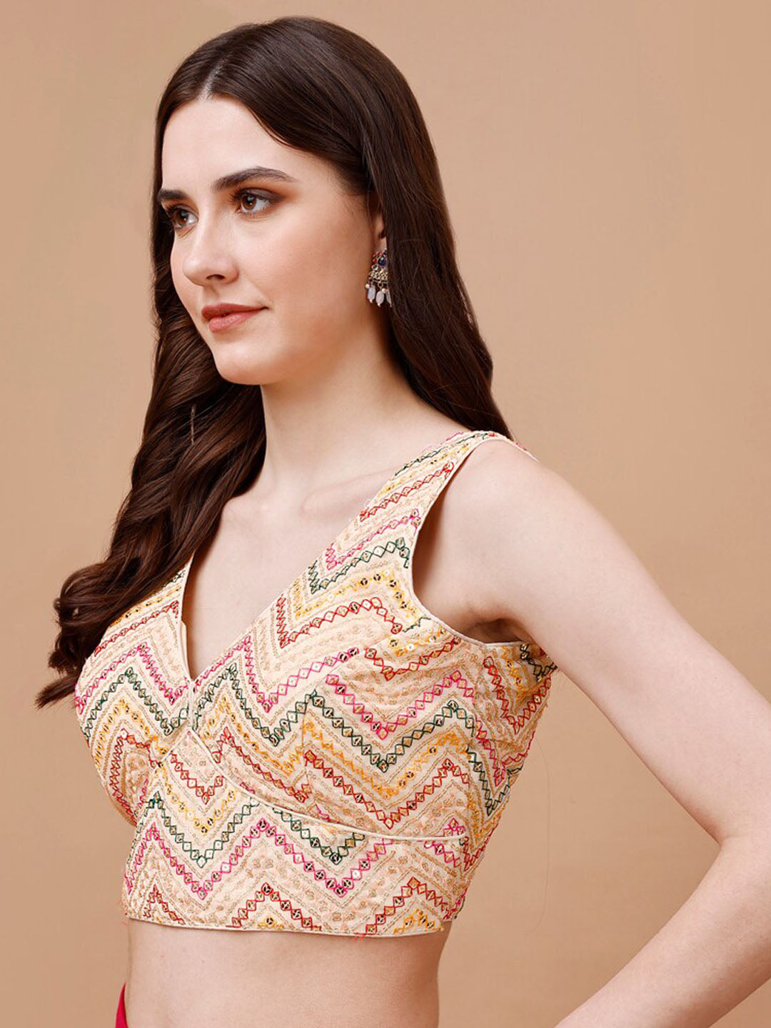 Tikhi Imli Embroidered V-Neck Saree Blouse | Swadesiicart