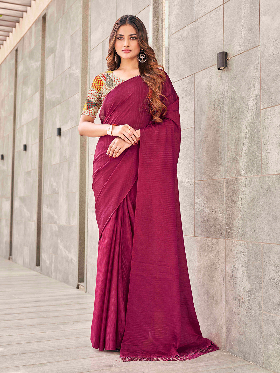 Tikhi Imli Woven Design Tasselled Satin Jacquard Ready to Wear Saree | Swadesiicart