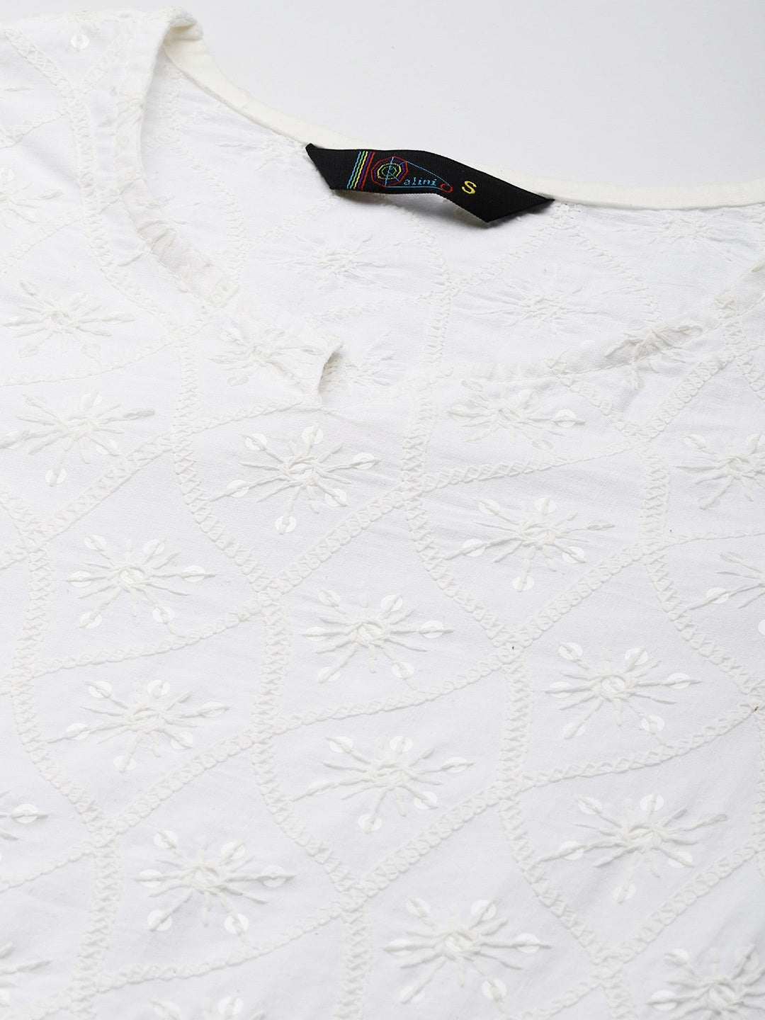 Kalini Floral Embroidered Chikankari Cotton Kurta | Swadesiicart