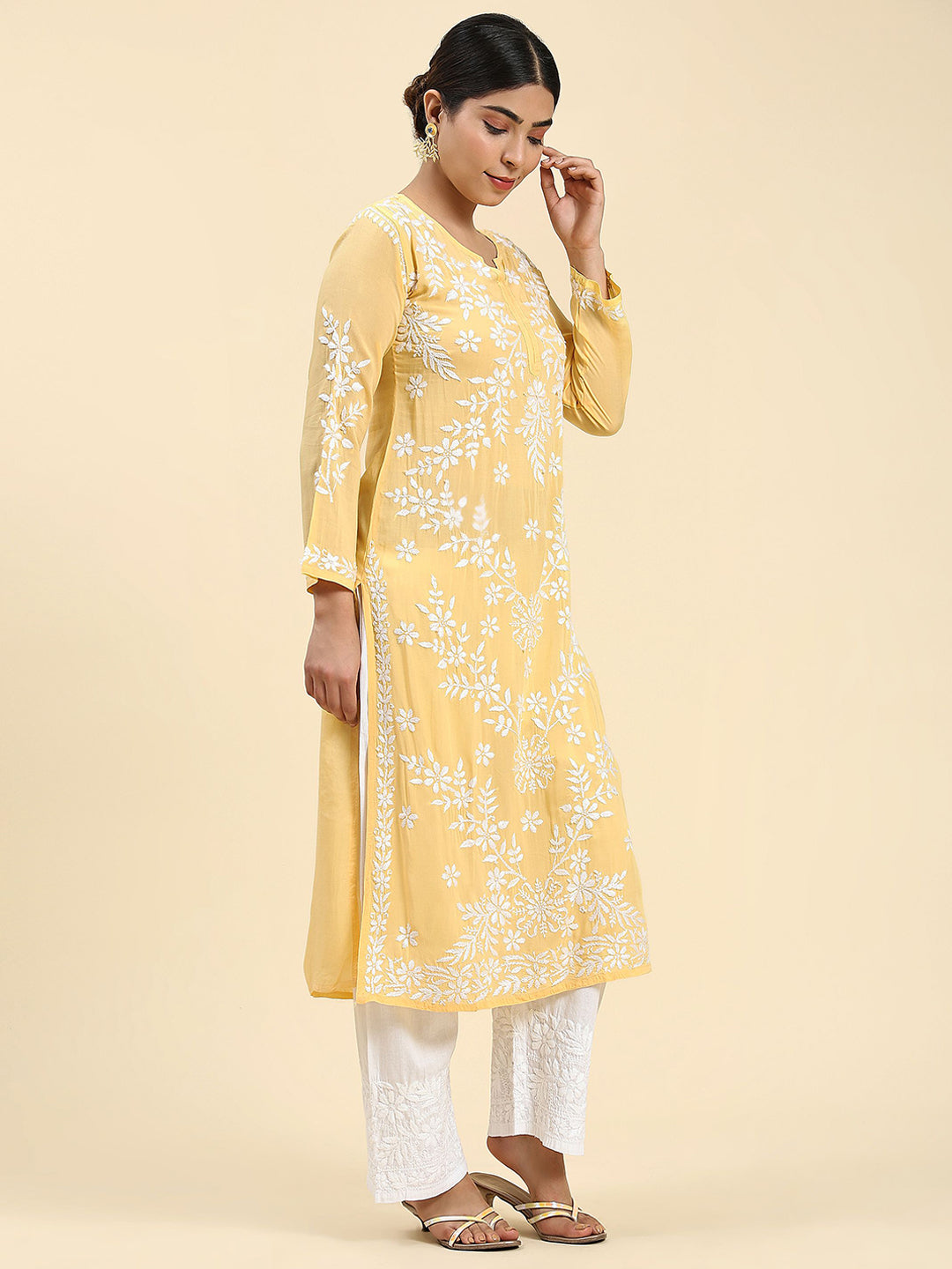 HOUSE OF KARI Ethnic Motifs Embroidered Chikankari Straight Kurta | Swadesiicart