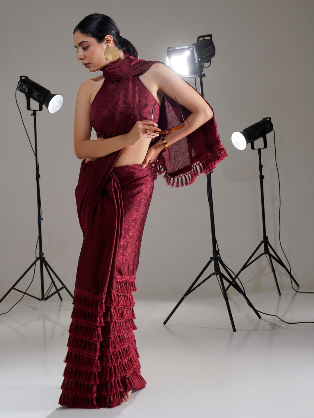 Tikhi Imli Maroon Woven Design Saree | Swadesiicart