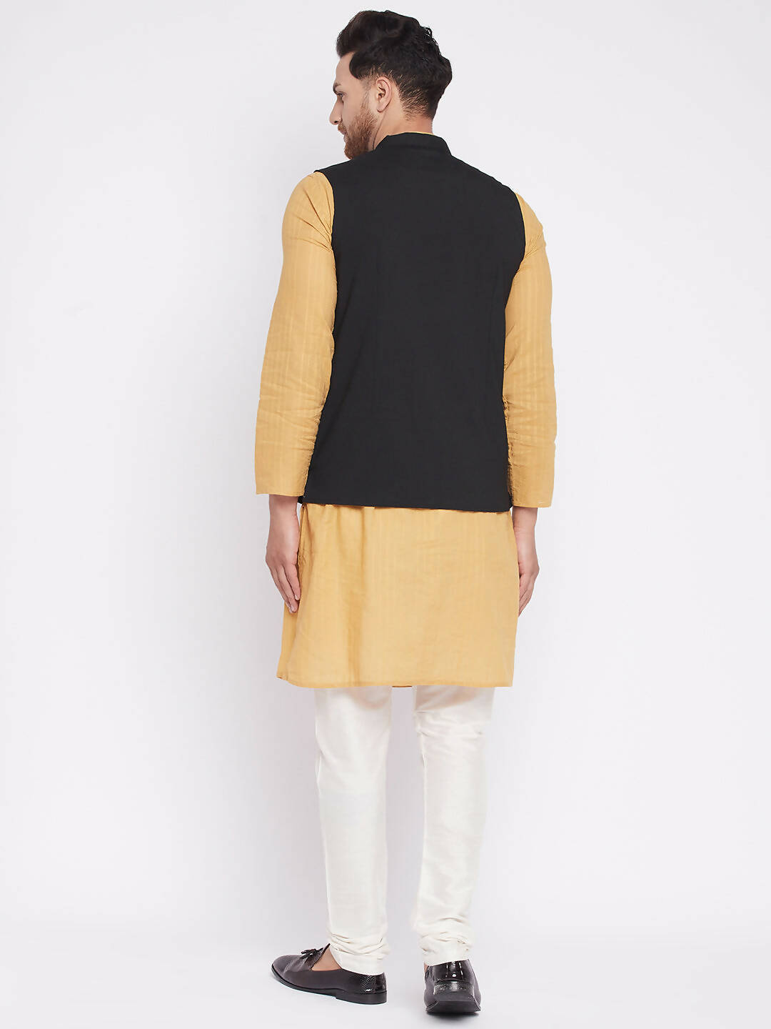 Even Apparels Men Black Nehru Jacket | Swadesiicart
