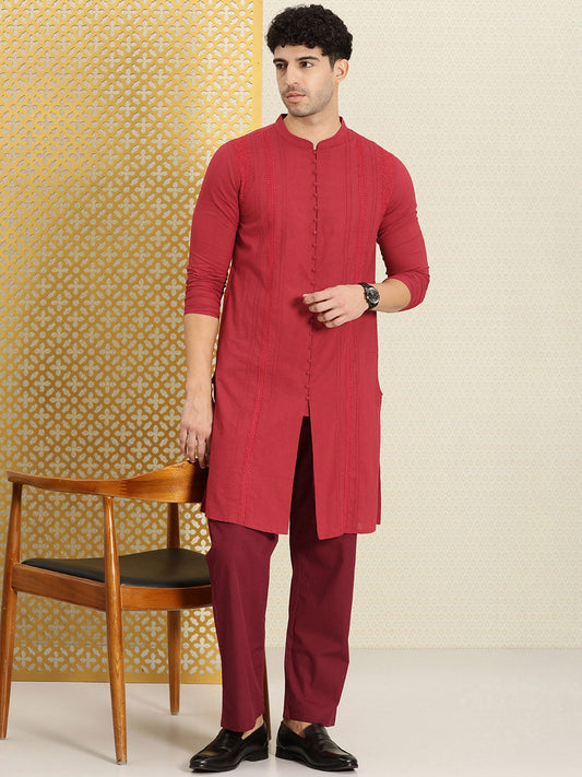 House of Pataudi Men Chikankari Embroidered Pure cotton Jashn Kurta with Pyjama | Swadesiicart