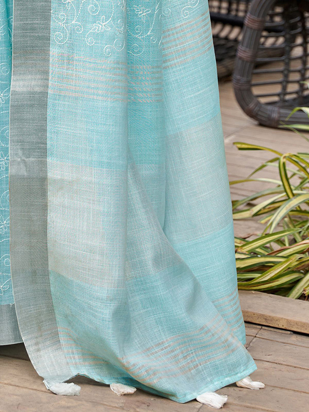 Mitera Blue & Silver-Toned Floral Embroidered Zari Pure Linen Banarasi Saree | Swadesiicart
