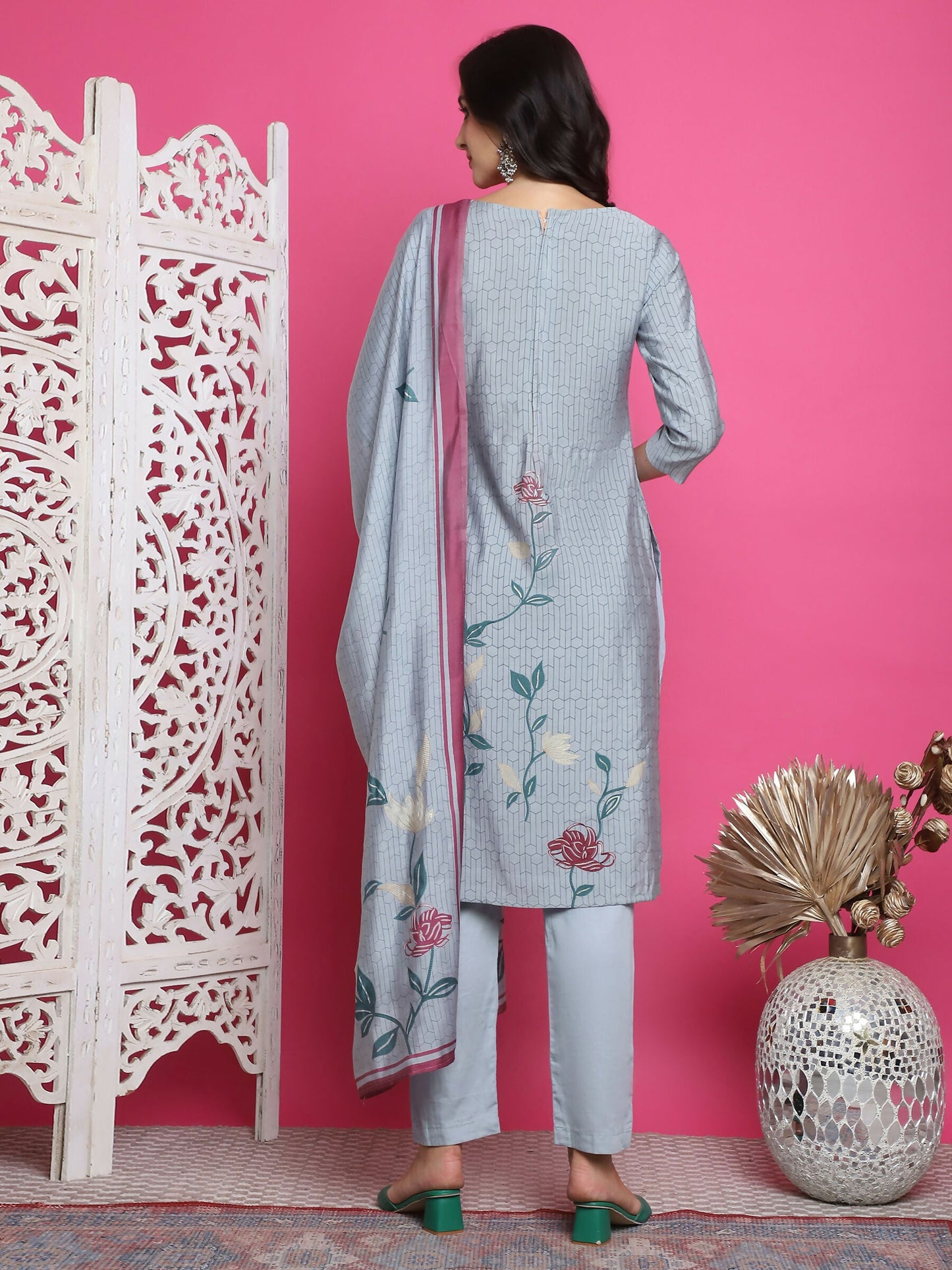 Jyoti Fashion Women's Grey Muslin Floral Print with Jari & Crystal work Kurta with Trouser & Dupatta | Swadesiicart
