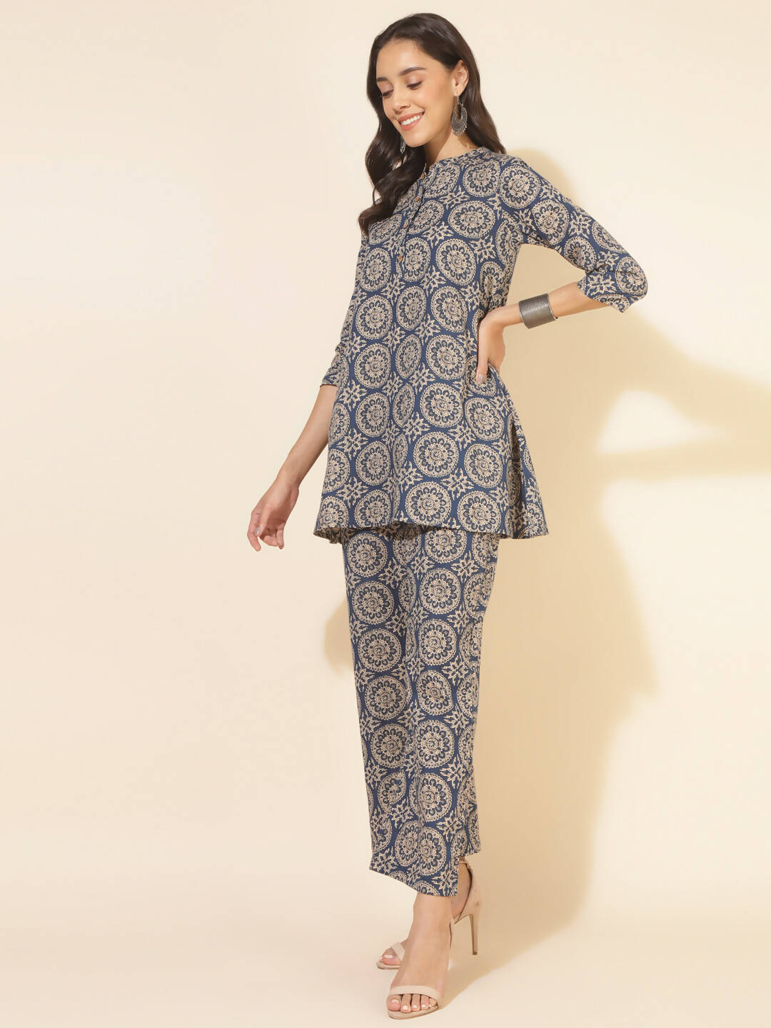 Janasya Women's Blue Cotton Ethnic Motifs Casual Regular Co-ords - Swadesiicart
