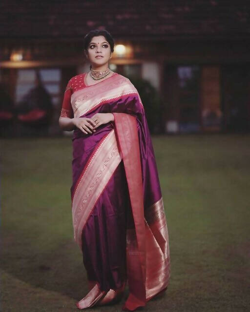 DEIANA'S Beautiful Designer Golden zari Soft Lichi Silk Saree - Purple - Swadesiicart